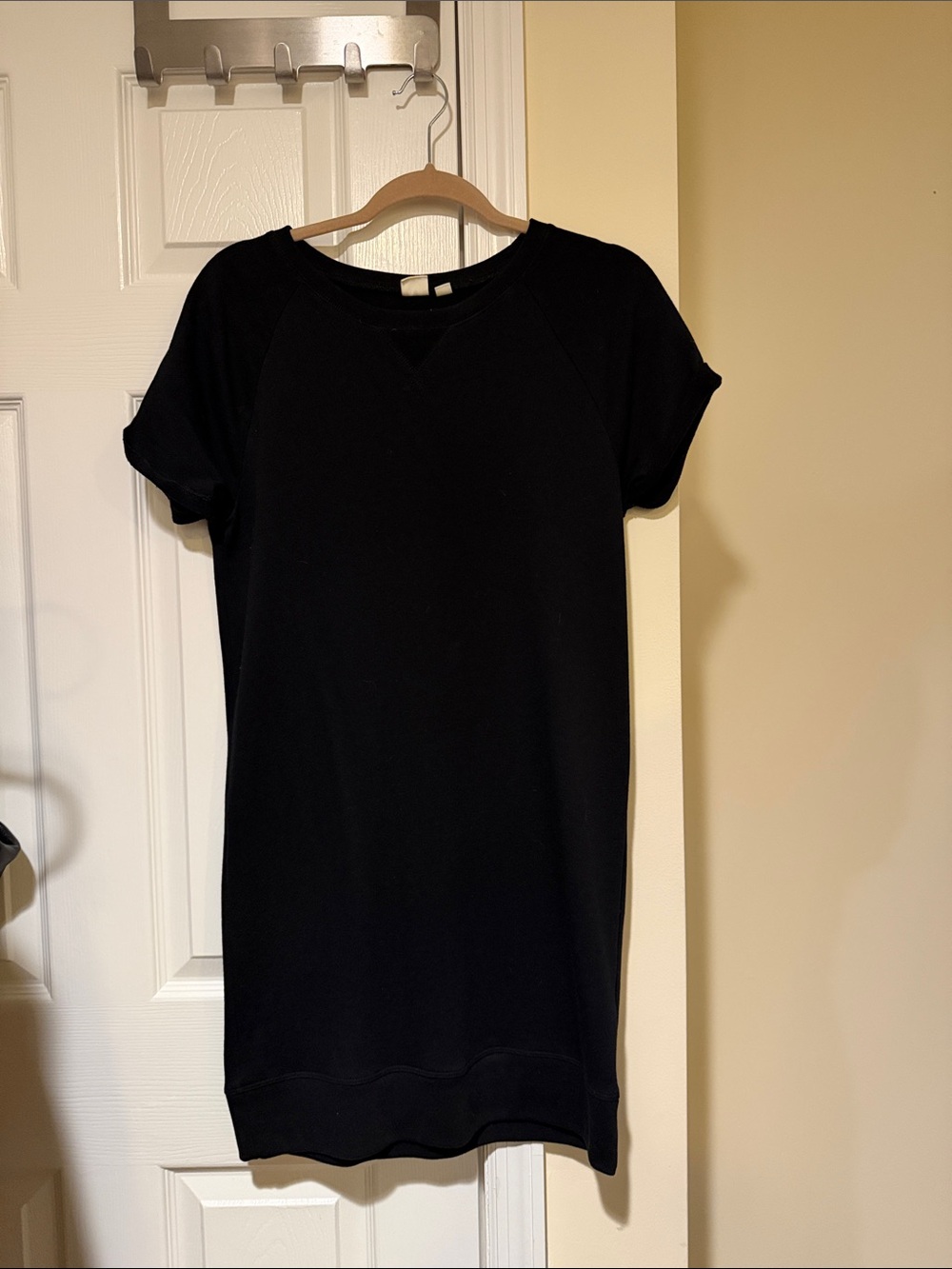 GAP Black Short Sleeve Sweatshirt Dress